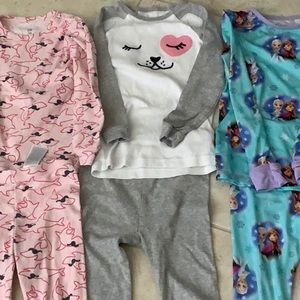 Bundle of 3of long sleeve/pant pajama sets